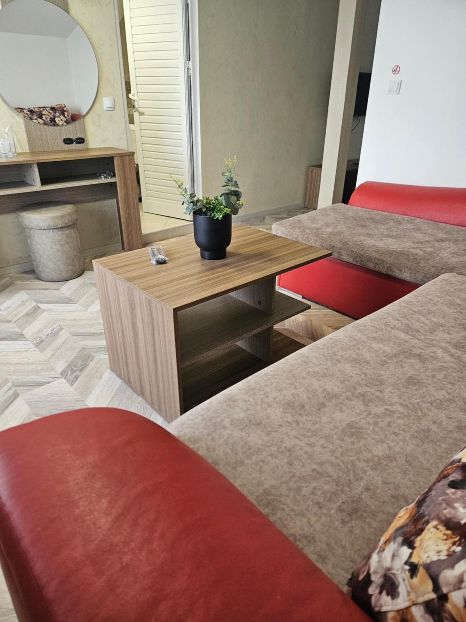 Priyateli - Friends Hotel Veliko Tarnovo Room photo